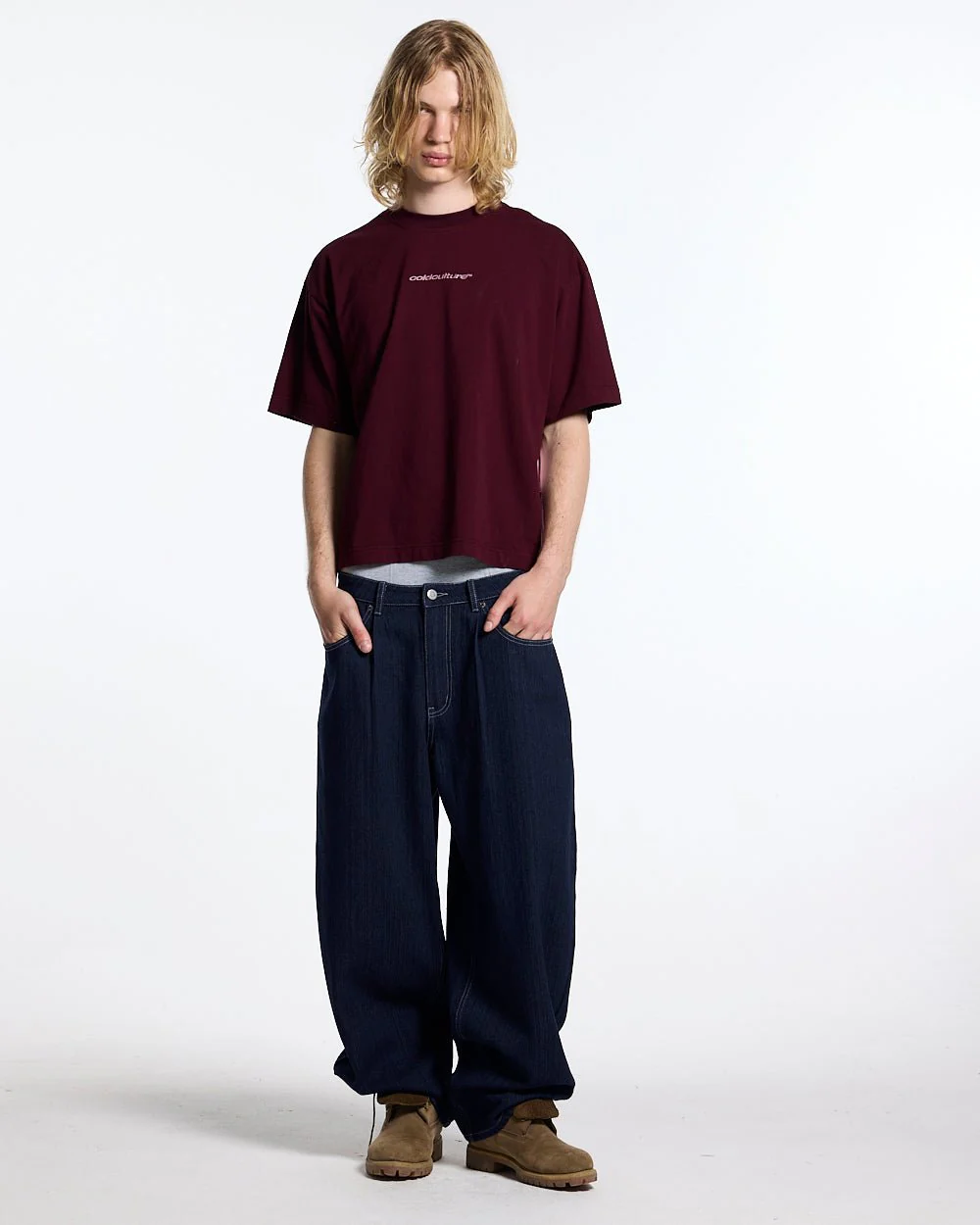 DISTRESS DEFENSE TEE BURGUNDY - Image 5