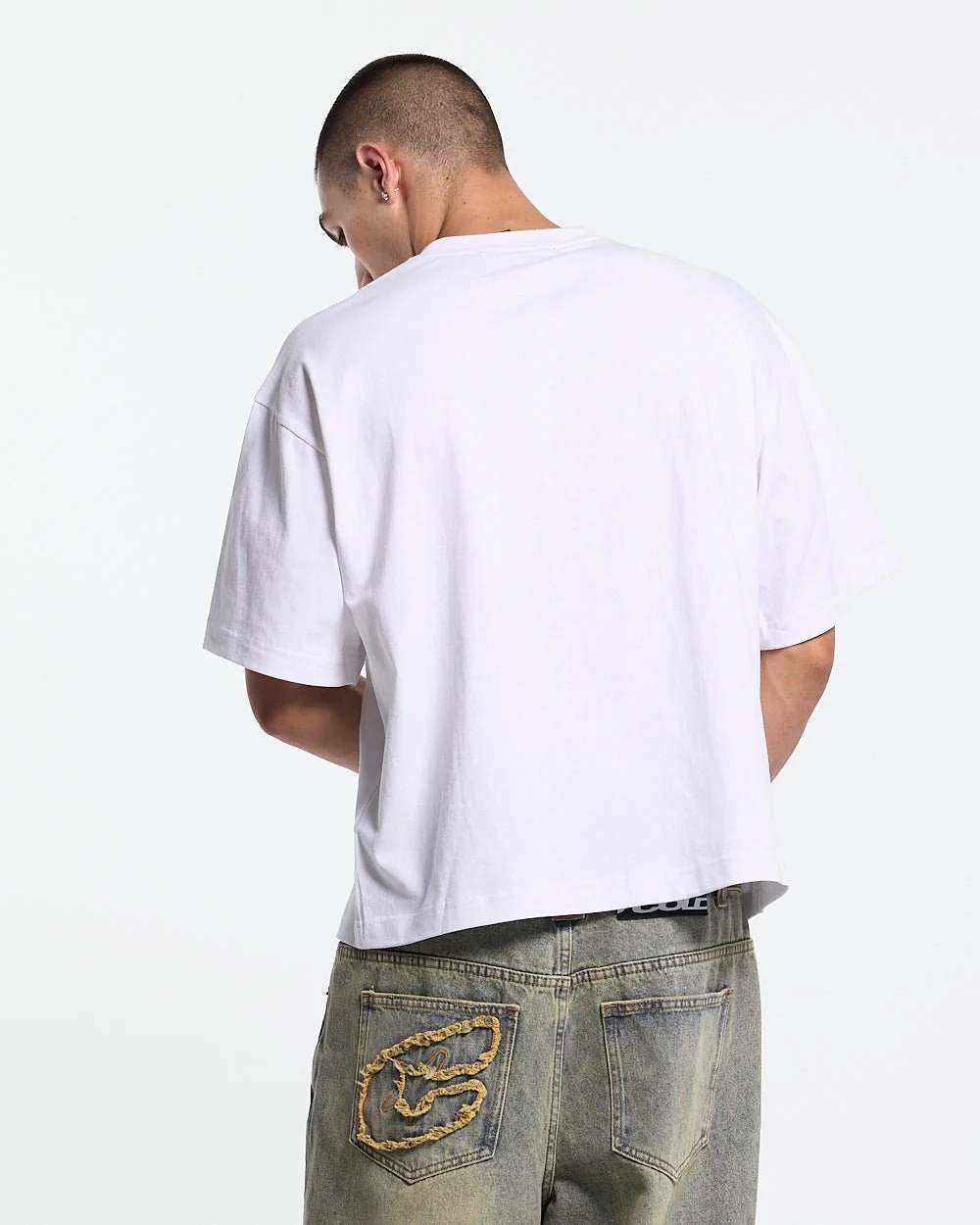 HOT TEE WHITE - Image 5