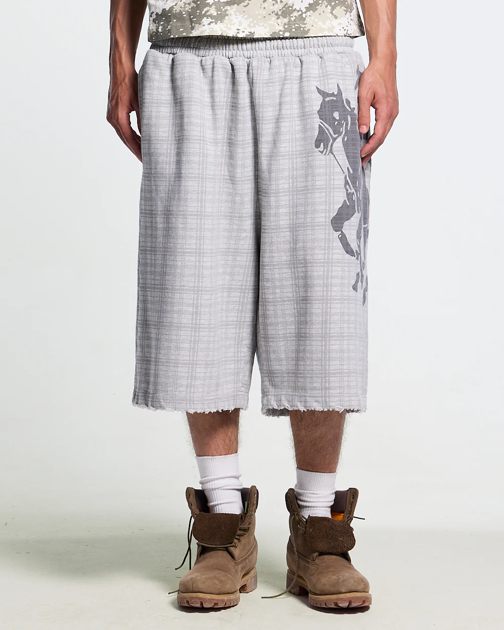 NOVEL SHORT SWEATPANTS GREY - Image 2