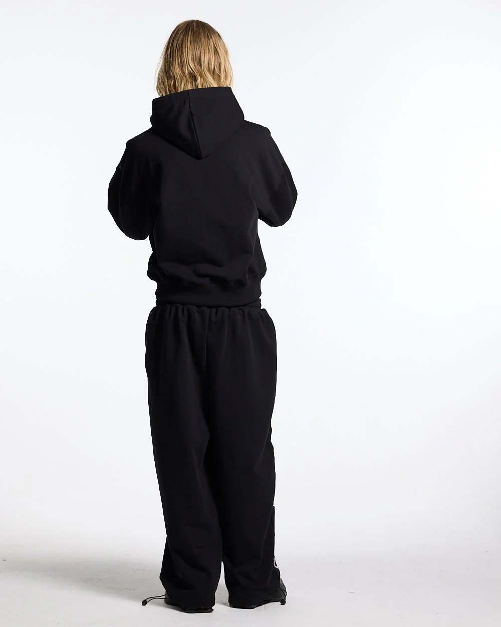 RIDING CLUB HOODIE BLACK - Image 7